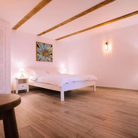 Mani Studio Apartment Sibiu Exterior foto