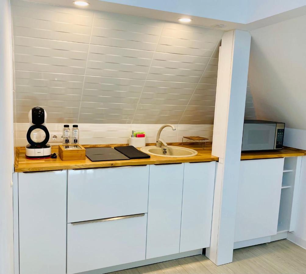 Mani Studio Apartment