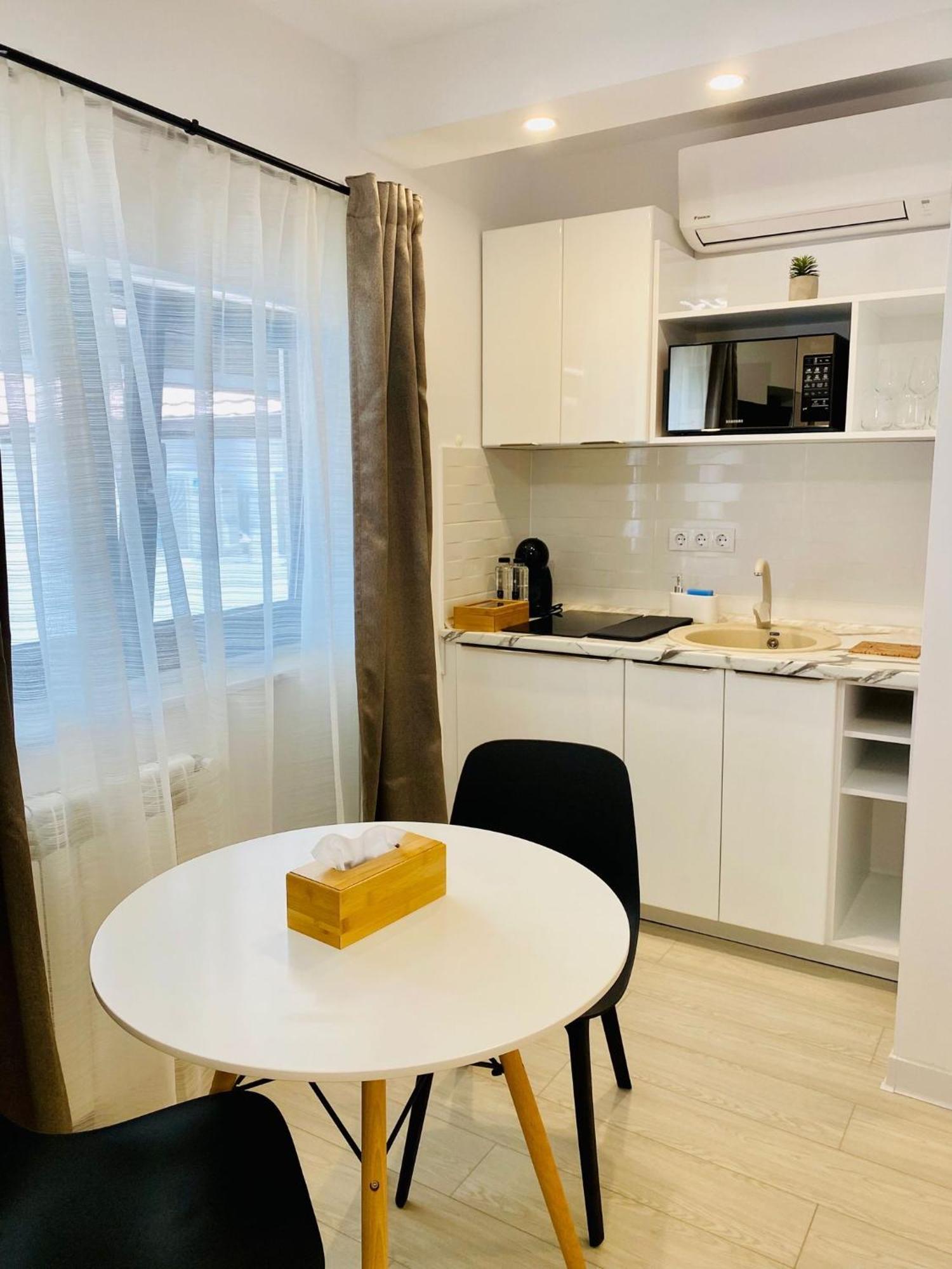 Mani Studio Sibiu